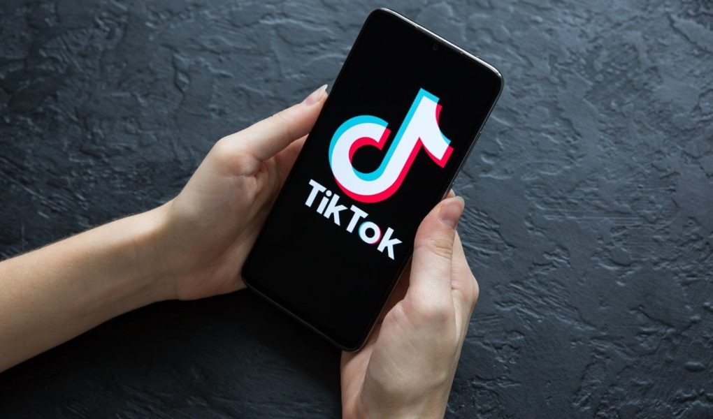 Host Live Streaming TikTok