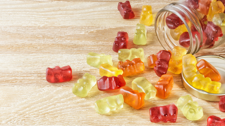 Appeton A-Z Vitamin C Gummies: Suplemen yang Lezat dan Ampuh