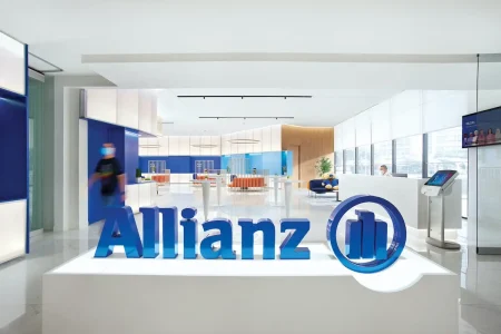 Komitmen Direktur Allianz untuk Memberikan Solusi Keuangan yang Menyeluruh